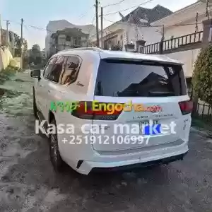 ‼️Urgent Sell‼️Make: Toyota        Model: Land-Cruiser  VXRYear: 2022Body Type: SUVEngine in Ethiopia
